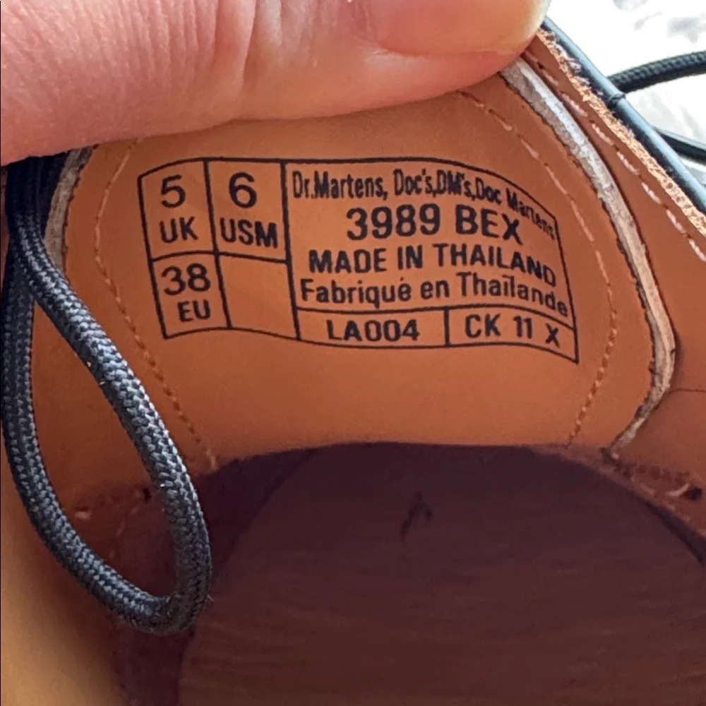 Dr Martens Bex Brogues - Picture 5 of 5